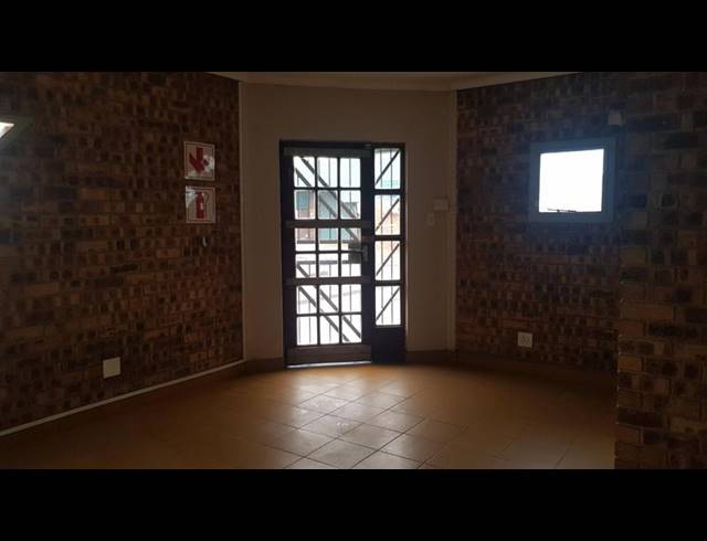 INDUSTRIAL PROPERTY TO RENT IN VANDERBIJLPARK CE 6